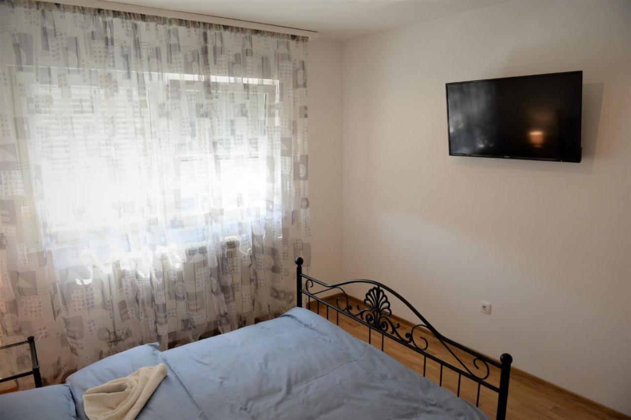 Centar Apartamento Bijeljina Exterior foto